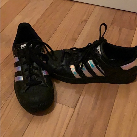 adidas superstar silver holographic